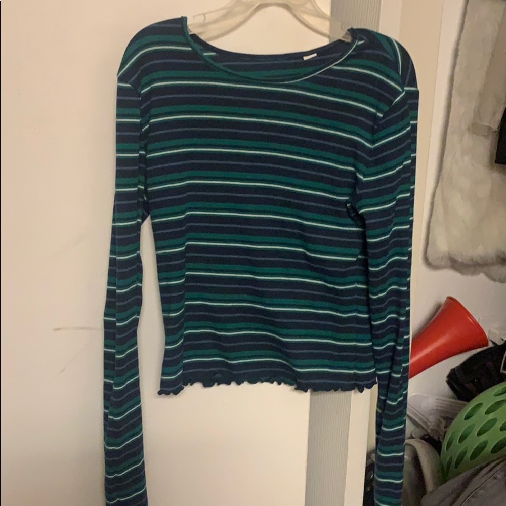long sleeve stripped crop top